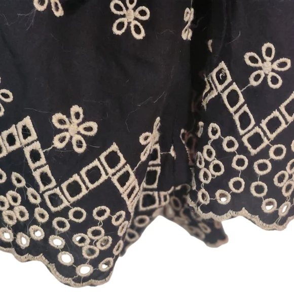 Venus Floral Embroidered Surplice Mini Romper Cream Blk 3/4 Slvs Waist Tie Sz 10 - Picture 10 of 16